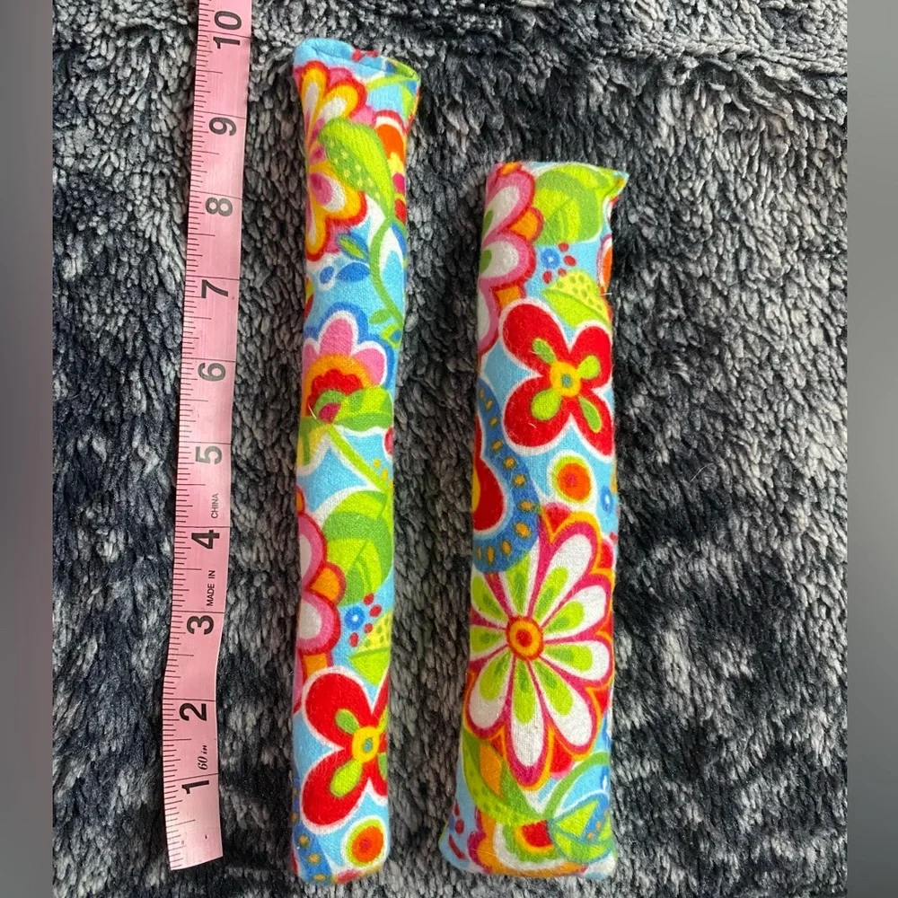 Handmade Floral Print Catnip Kick Stick Cat Toy Set (5)